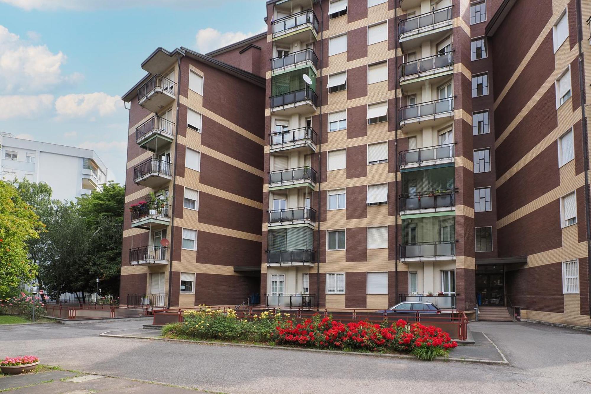 Apartamento Primopiano - Palmaria B Milán Exterior foto